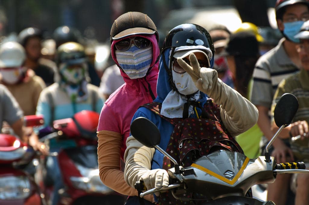 Crazy driving of motorbikes in Vietnam