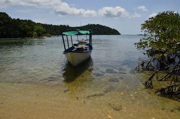 Crystal-clear waters at Ko Ta Kiev, Cambodia